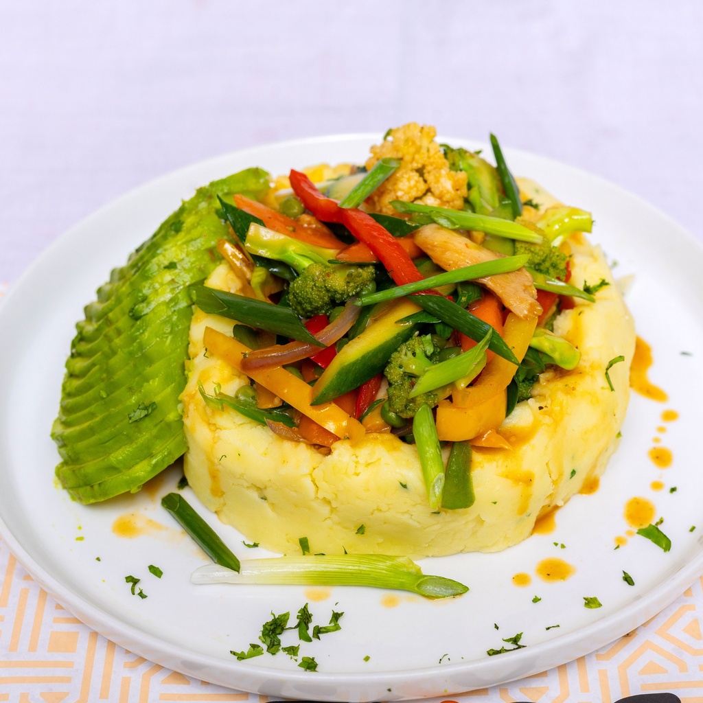 Vegetable Stir Fry With Mashed Potatoes