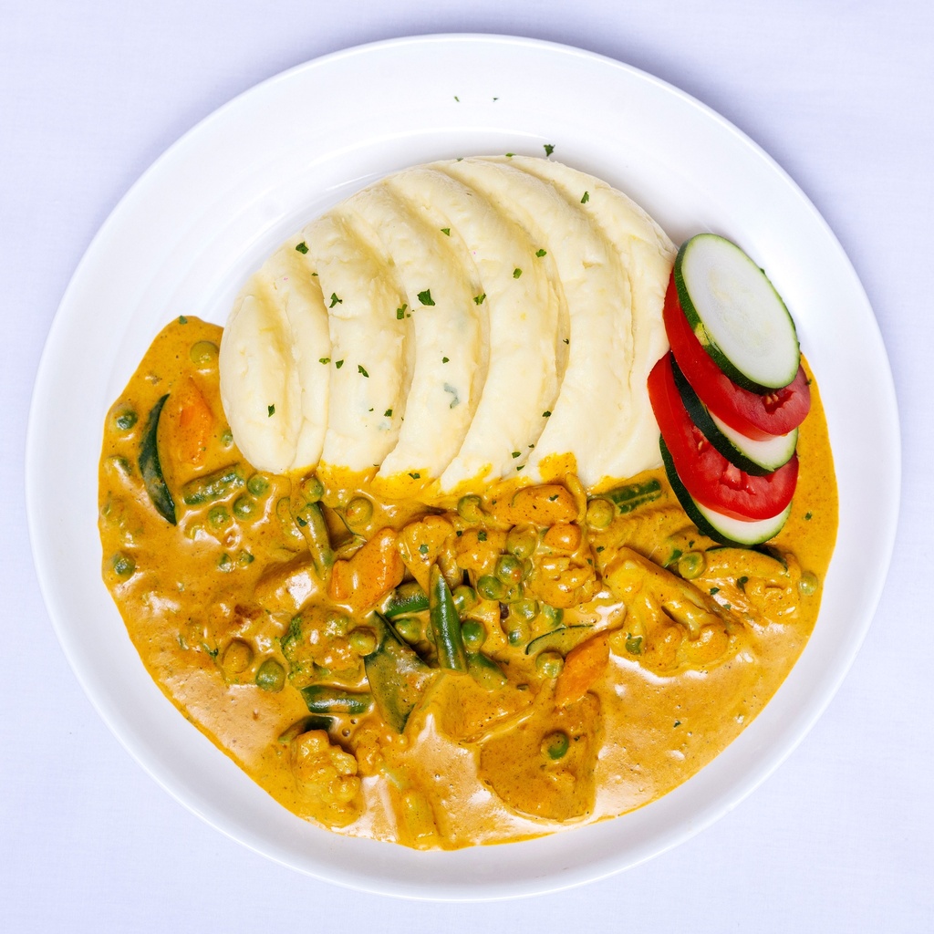 Vegetable curry with Mashed potatoes