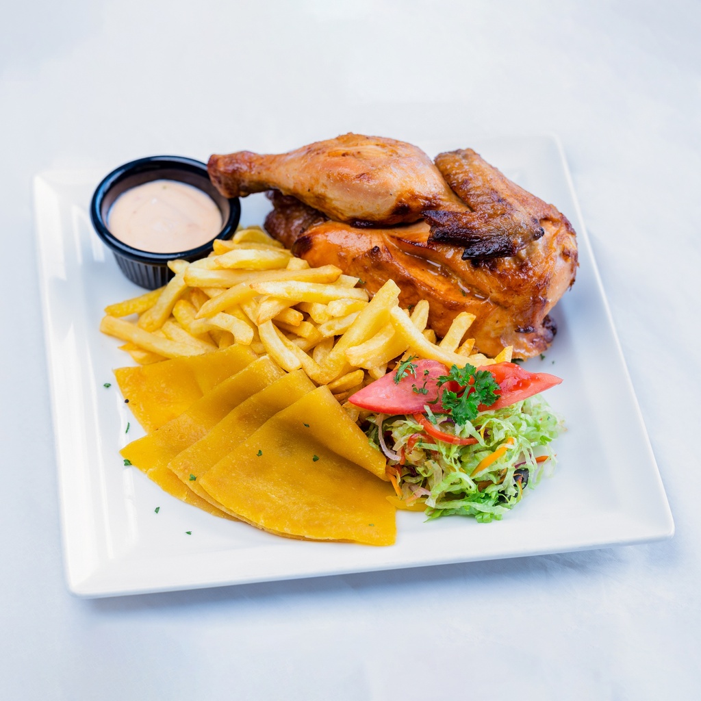 GRILLED HALF CHICKEN WITH CHIPS