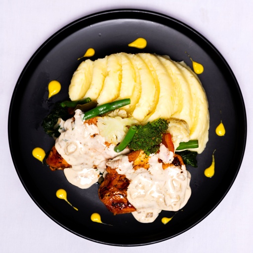 [LC1549] Grilled Chicken Breast With Mashed Potatoes